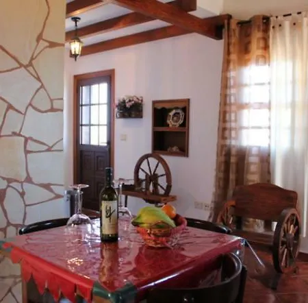 Casa Bienes בית נופש פואנקאליינטה דה לה פלמה